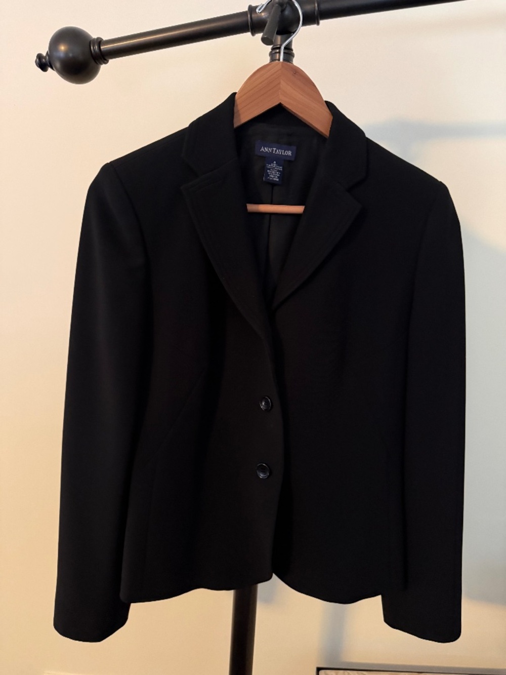 Ann Taylor Classic Tailored 3-Button Blazer